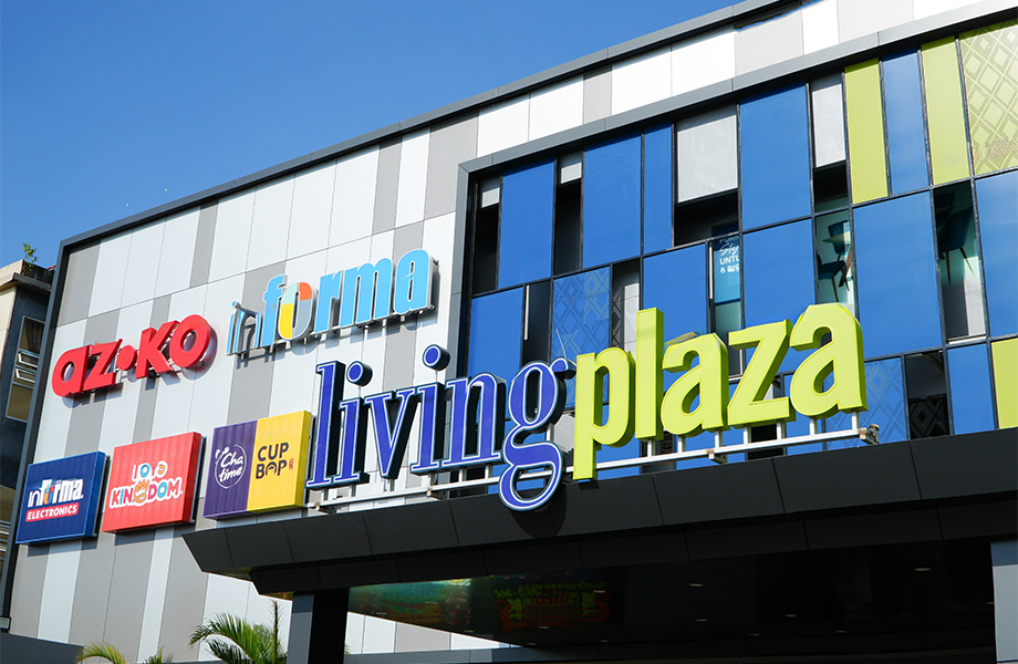 Lebih Besar dan Lengkap! Living Plaza Sapa Masyarakat Kendari dengan Konsep Baru yang Lebih Nyaman